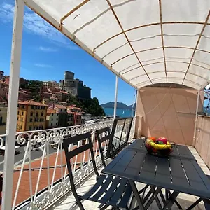 square-views.hotelitalianriviera.com/